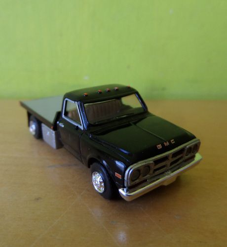 Brekina H0 19669 GMC Sierra Grande zwart