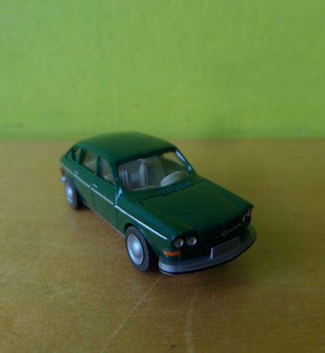 Wiking H0 04606 VW 411 groen
