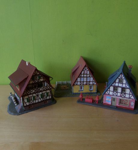 Faller / Pola H0 budget set Vakwerk huisjes