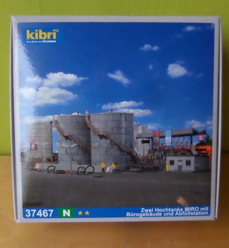 Kibri N 37467 Grote brandstof tanks