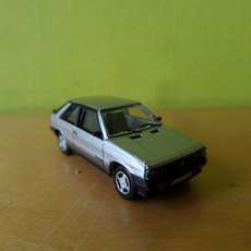 PCX H0 870752 Renault 11 Turbo zilver