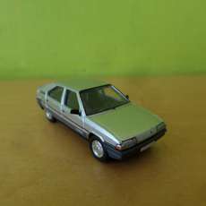 PCX H0 870716 Citroen BX 'Leader' Zilver
