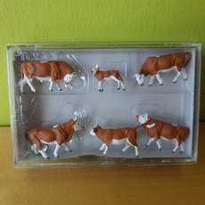 Preiser H0 10146 Roodbonte koeien