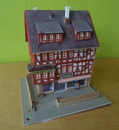 Vollmer N Vakwerk huis met boutigue