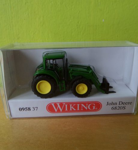 Wiking N 95837 John Deere 6820s