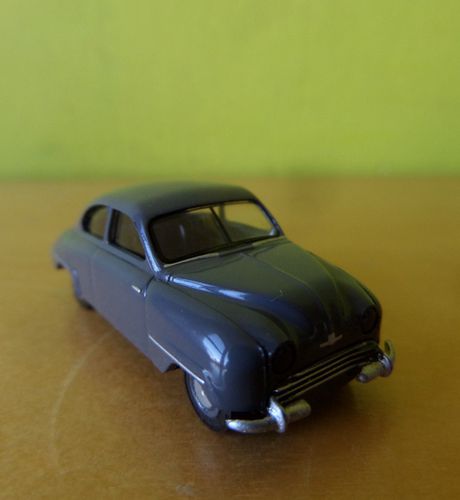 Brekina H0 28602 Saab 92  antraciet