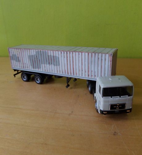 Herpa H0 320283 MAN F8 DB Container wagen