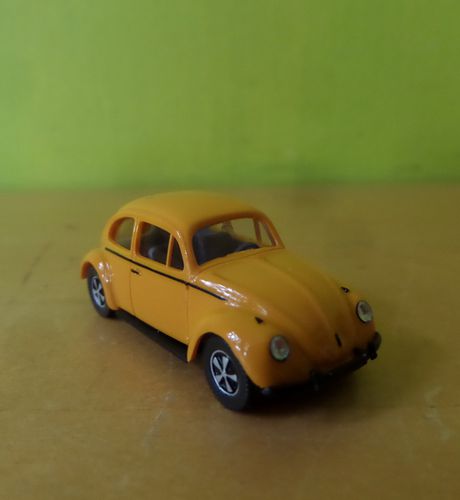 Wiking H0 81011 VW Kever 1200 oranje