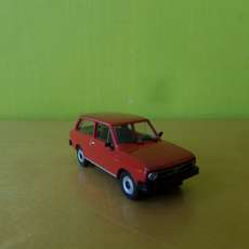 Brekina H0 27628 Volvo 66 combi  Rood