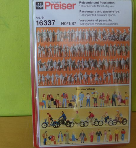 Preiser H0 16337  Reizigers