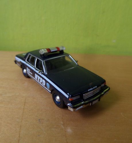 Brekina H0 19709 Chevrolet Caprice NYPD