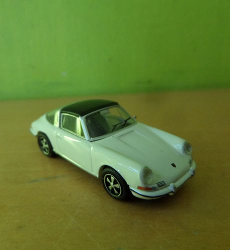 Brekina H0 16271 Porsche 911 Targa