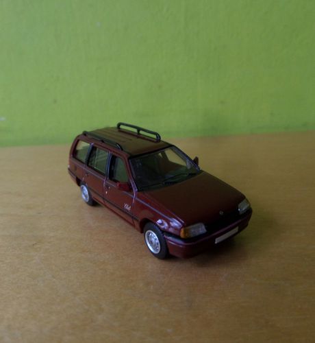 Op bestelling !  PCX H0 870499 Opel Kadett E caravan