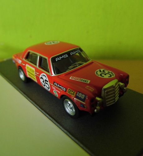Schuco H0 26823 Mercedes 300 SL 6.8