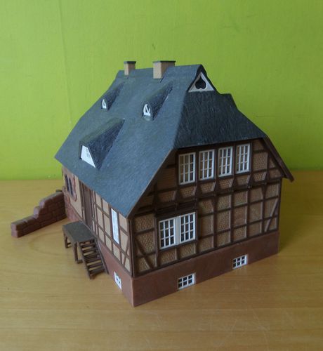 Kibri H0 Boerderij met watermolen
