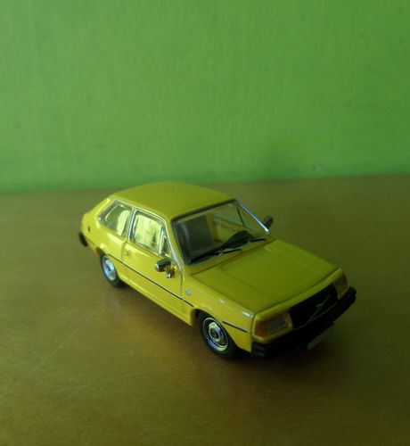 PCX H0 870300 Volvo 343 geel