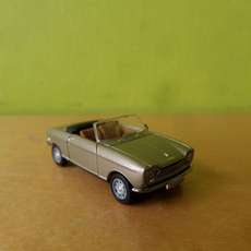 Brekina H0 29177 Peugeot 204 Cabrio goud