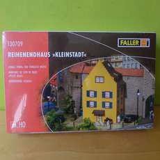 Faller H0 130709 Kleine stad woning
