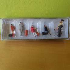 Preiser H0 10540 Staande reizigers