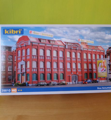 Kibri H0 39810 Schoenenfabriek Siux