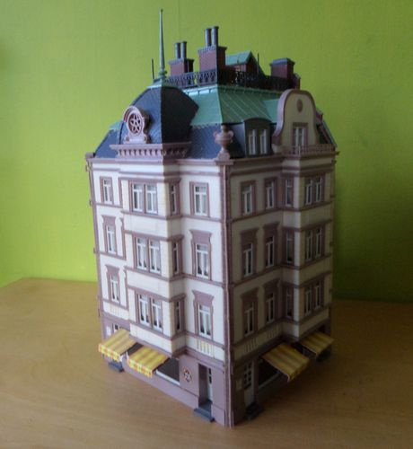 Faller H0 Groot  hoek stadspand