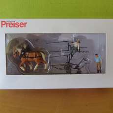 Preiser H0 30431 boeren met ploeg