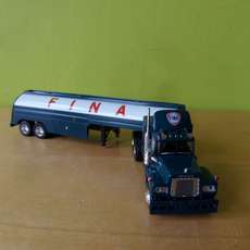 Brekina H0 85810 Mack RS 700 FIna Tankwagen