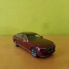 Minichamps H0 870024504 BMW I7