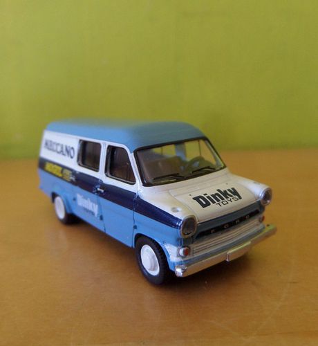 Brekina H0 34174 Ford Transit Mecccano