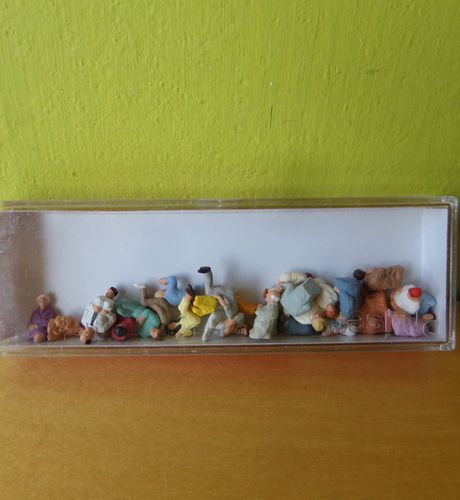 Preiser H0 14404 Buspassagiers en chauffeur