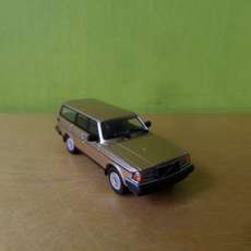 Minichamps H0 870171412  Volvo 240 GL break