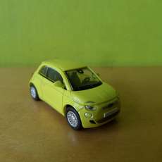 PCX H0 870562 Fiat 500 E  licht geel