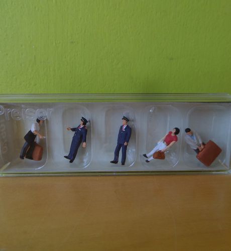 Preiser H0 10570 Chinees spoorpersoneel