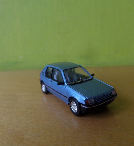 PCX H0 870506 Peugeot 205