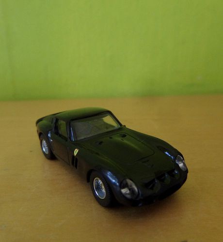 Busch H0 42619 Ferrari 250 GTO zwart