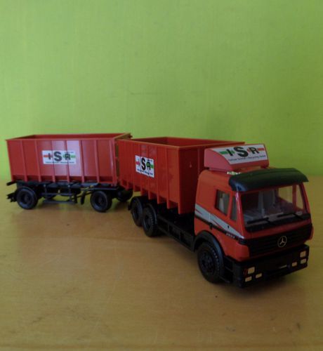 Herpa H0 143646 Mercedes SK container wagen "ISR " Recycling