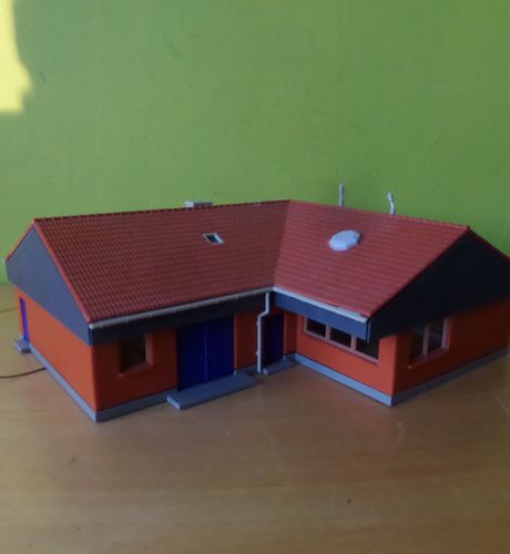 Kibri H0 Bedrijfs gebouw