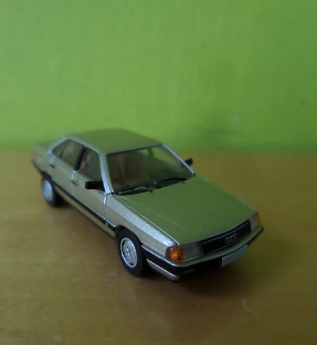 PCX H0 870438 Audi 100 C3