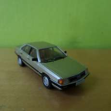 PCX H0 870438 Audi 100 C3