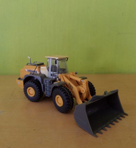 Herpa H0  148122 Liebherr L580 bagger