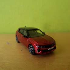 PCX H0 870588 Opel Astra L  donker rood