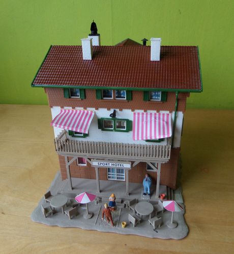 Vollmer H0 Sport hotel met terras