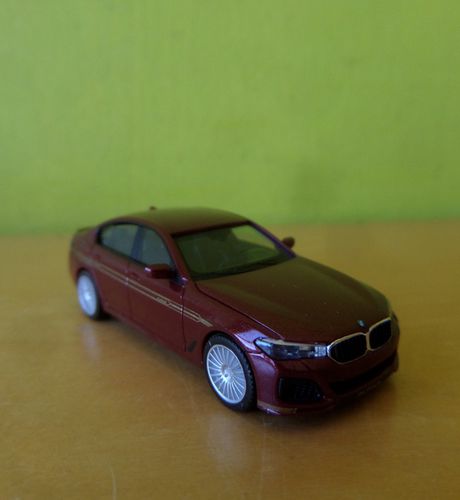 Herpa H0 430951 BMW Alpina B5