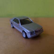 Herpa H0 38782  Mercedes E 320 coupe