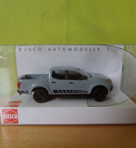 Busch H0 53711 Nissan Navara N-guard
