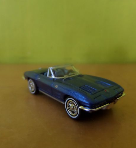 Brekina H0 18028 Chevrolet Corvette C2 blauw
