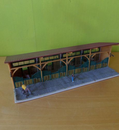 Faller H0 Manege stallen