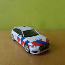 Herpa H0 955027 Audi A6 Avant politie