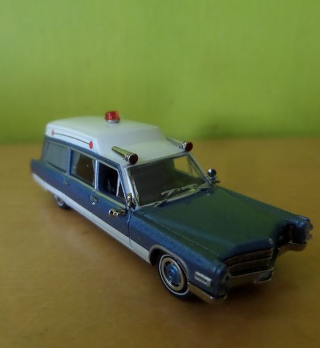 Brekina H0 19777 Cadillac Miller Meteor