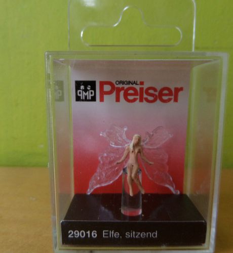 Preiser H0 29016 Zittend Elfje